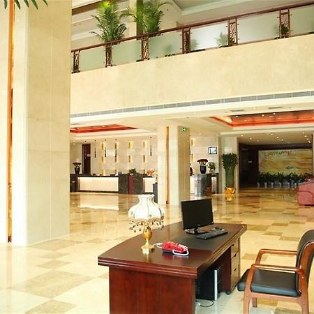Jinhu Hotel Nanchang  Extérieur photo
