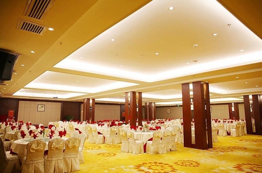 Jinhu Hotel Nanchang  Extérieur photo
