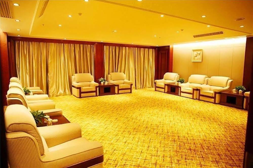 Jinhu Hotel Nanchang  Extérieur photo
